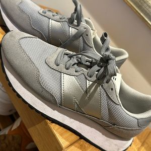New Balance 237 women’s size 7